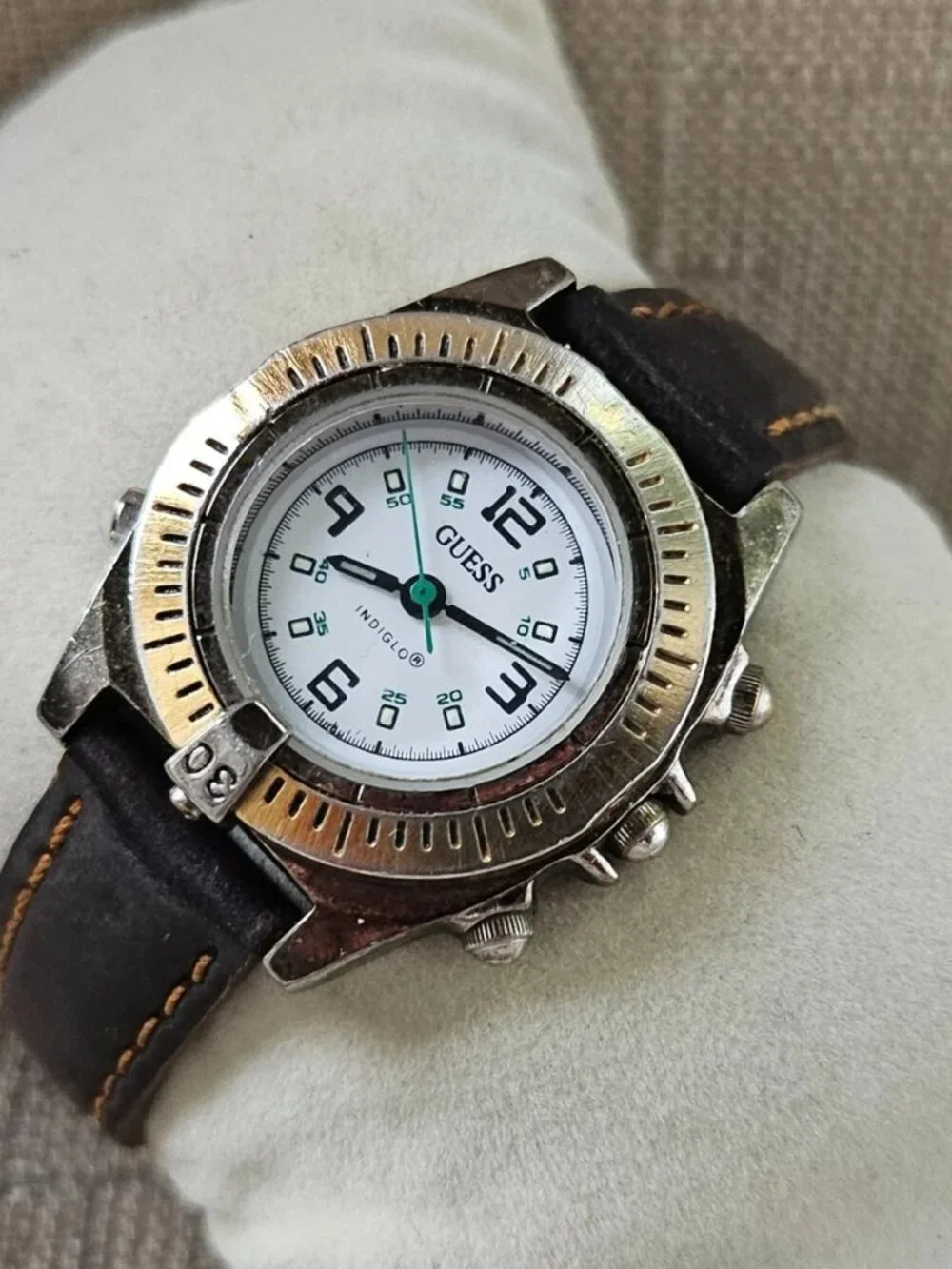 Guess vintage ladies